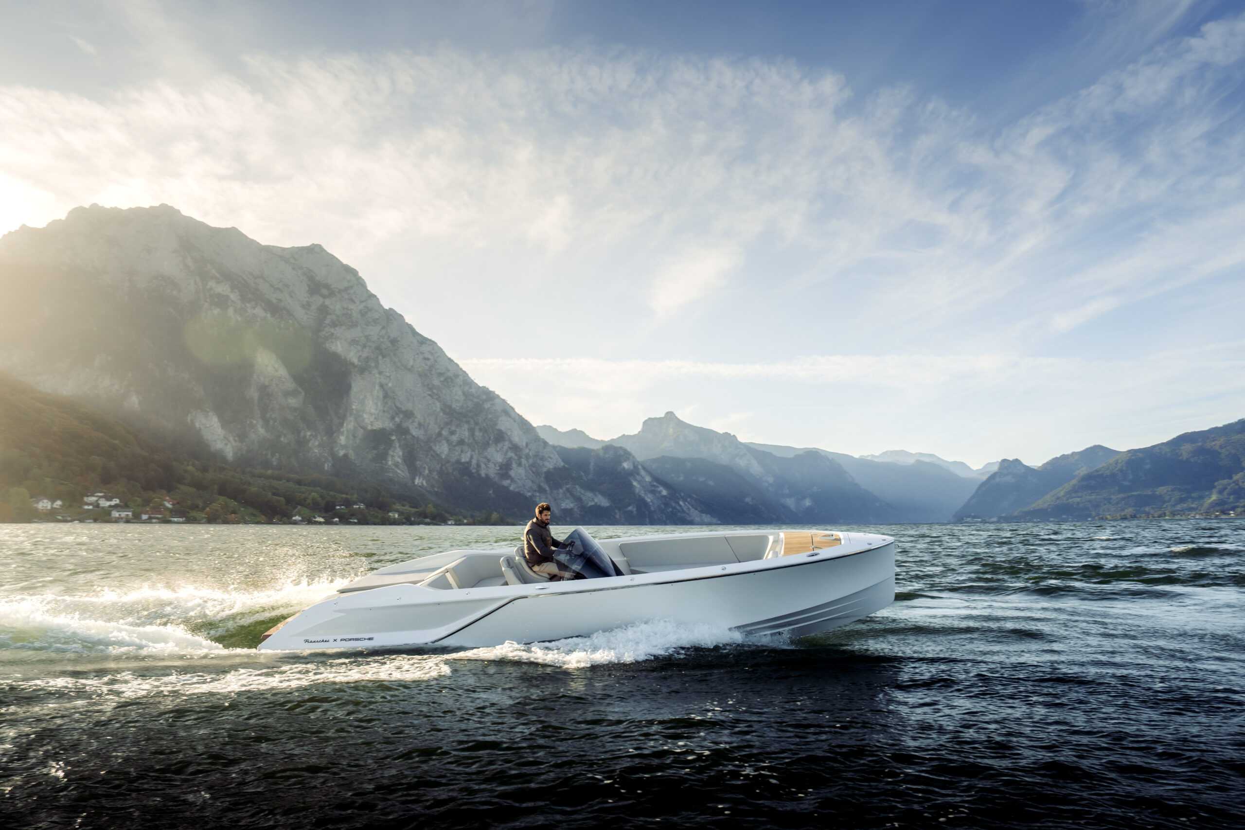 Porsche x Frauscher Boot am Traunstein