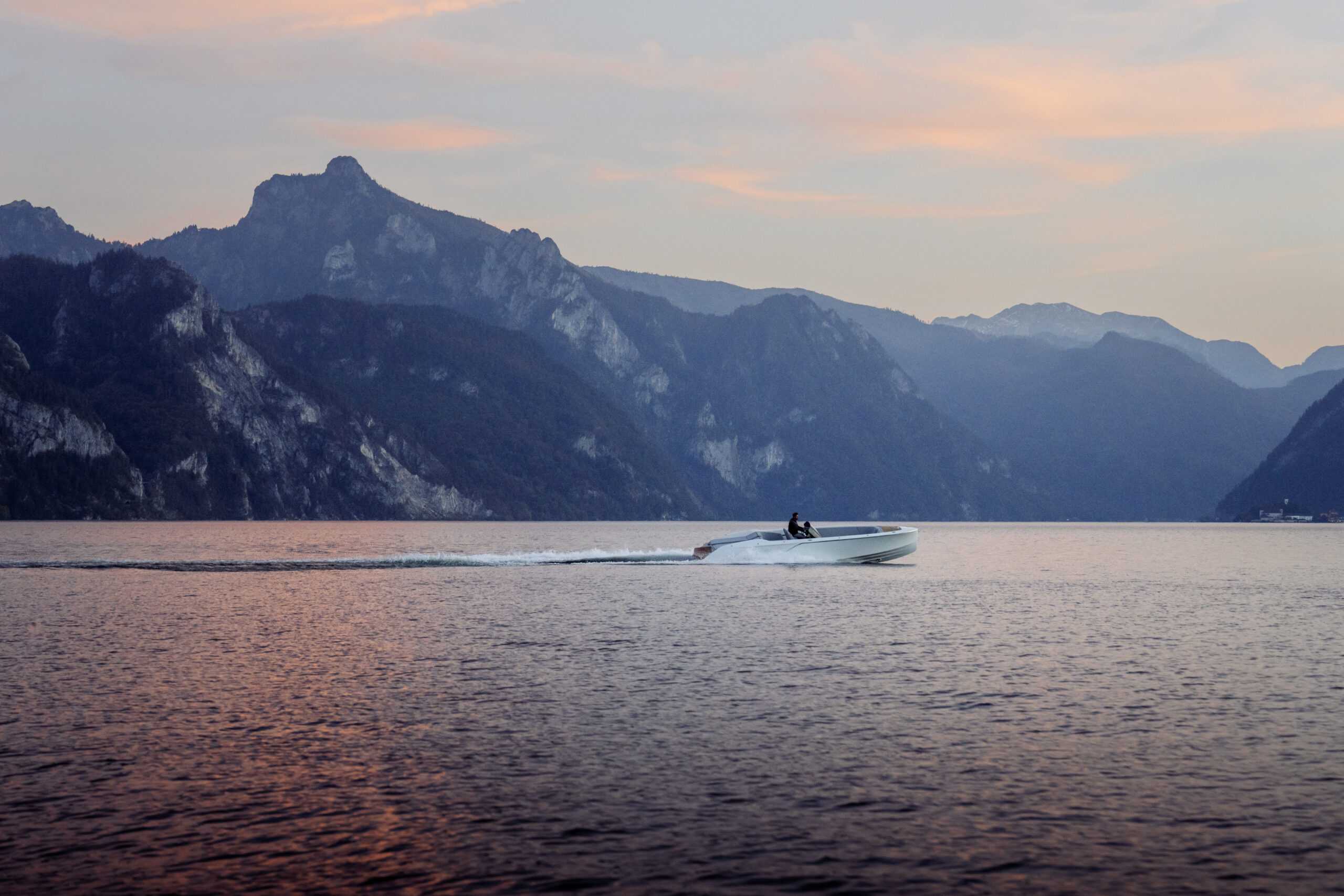 Porsche x Frauscher Boot am Traunstein