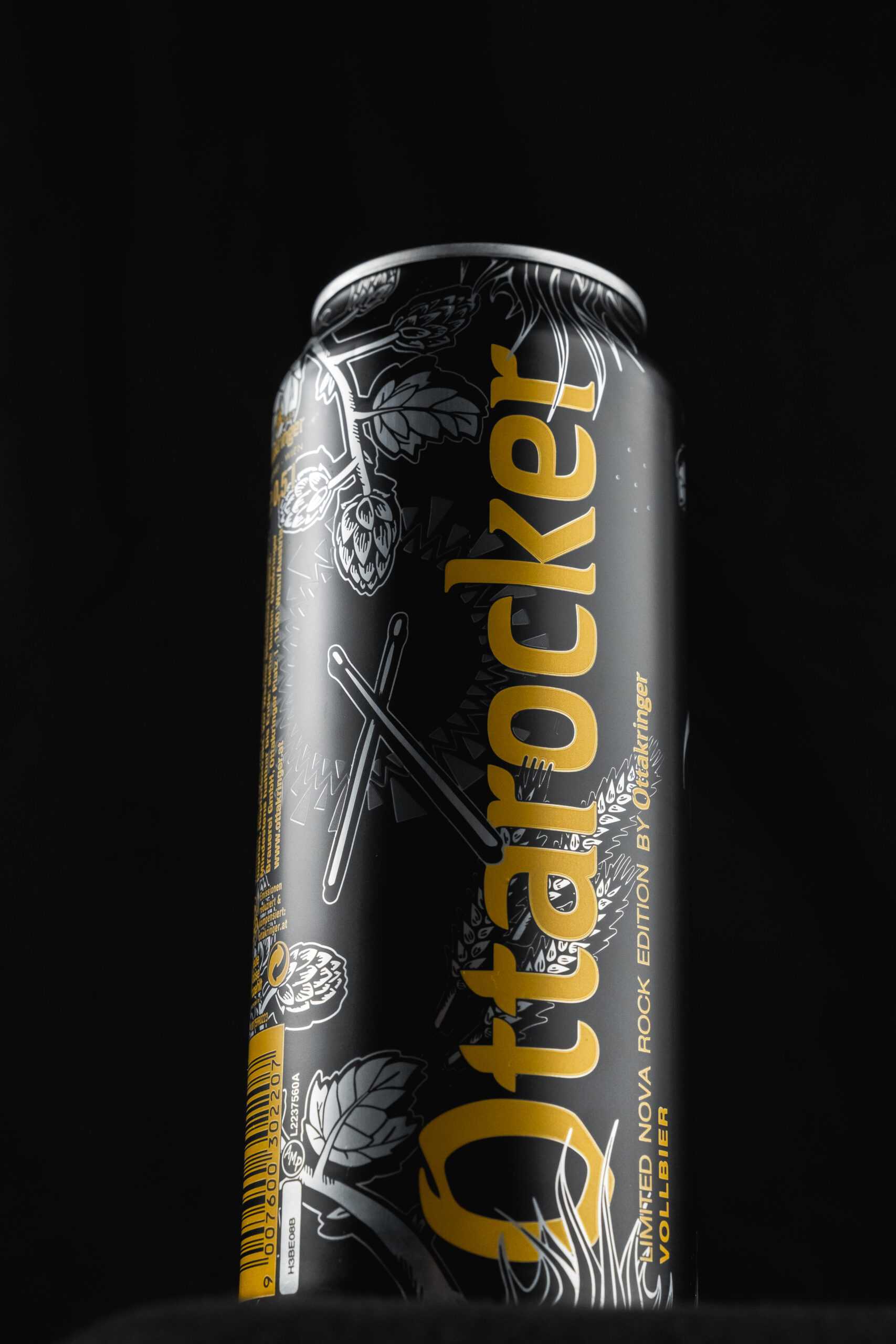 Ottarocker Design 2023 von WARDA Network für das Ottakringer Nova Rock Bier